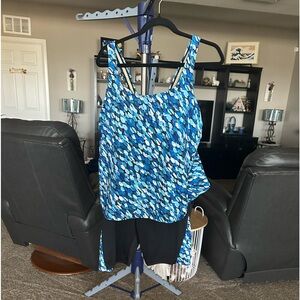 Two pc NWOT blue/black swimsuit size XL
